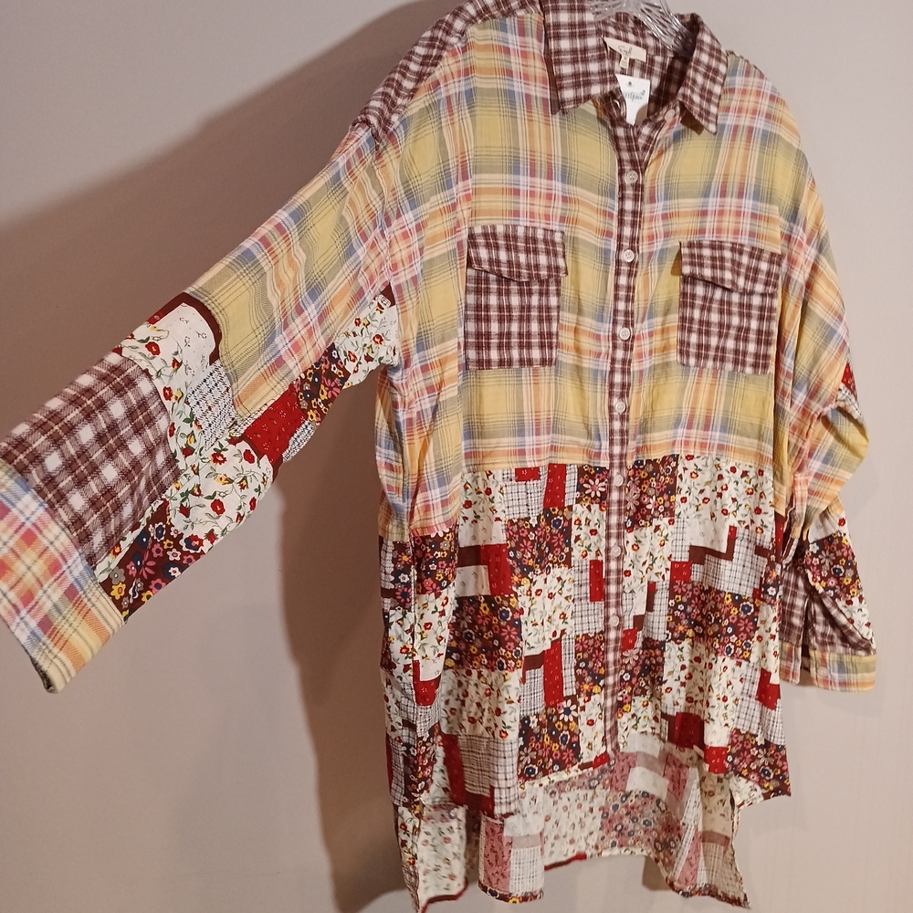 Easel Patchwork Oversized Floral Mixed Print Boho Button Up Top Size M Nwt New - Picture 3 of 9